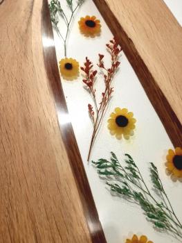 Schneidebrett Kunstharz transparent mit Blumen (ca. 30x50cm)