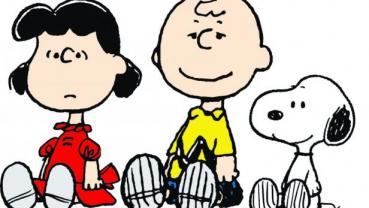 Nuschi bestickt mit Snoopy / Peanuts nach Wahl