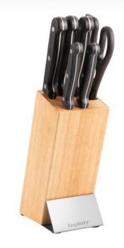 Edler Messerblock aus Holz mit Messer Essentials