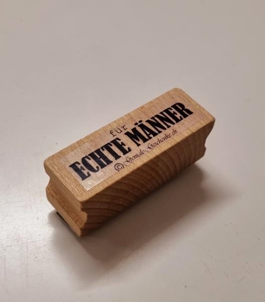 Holzstempel für echte Männer