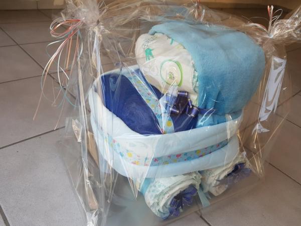 Windelgeschenk Kinderwagen