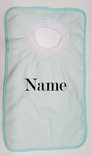 Schlupflatz grün mit Name bestickt